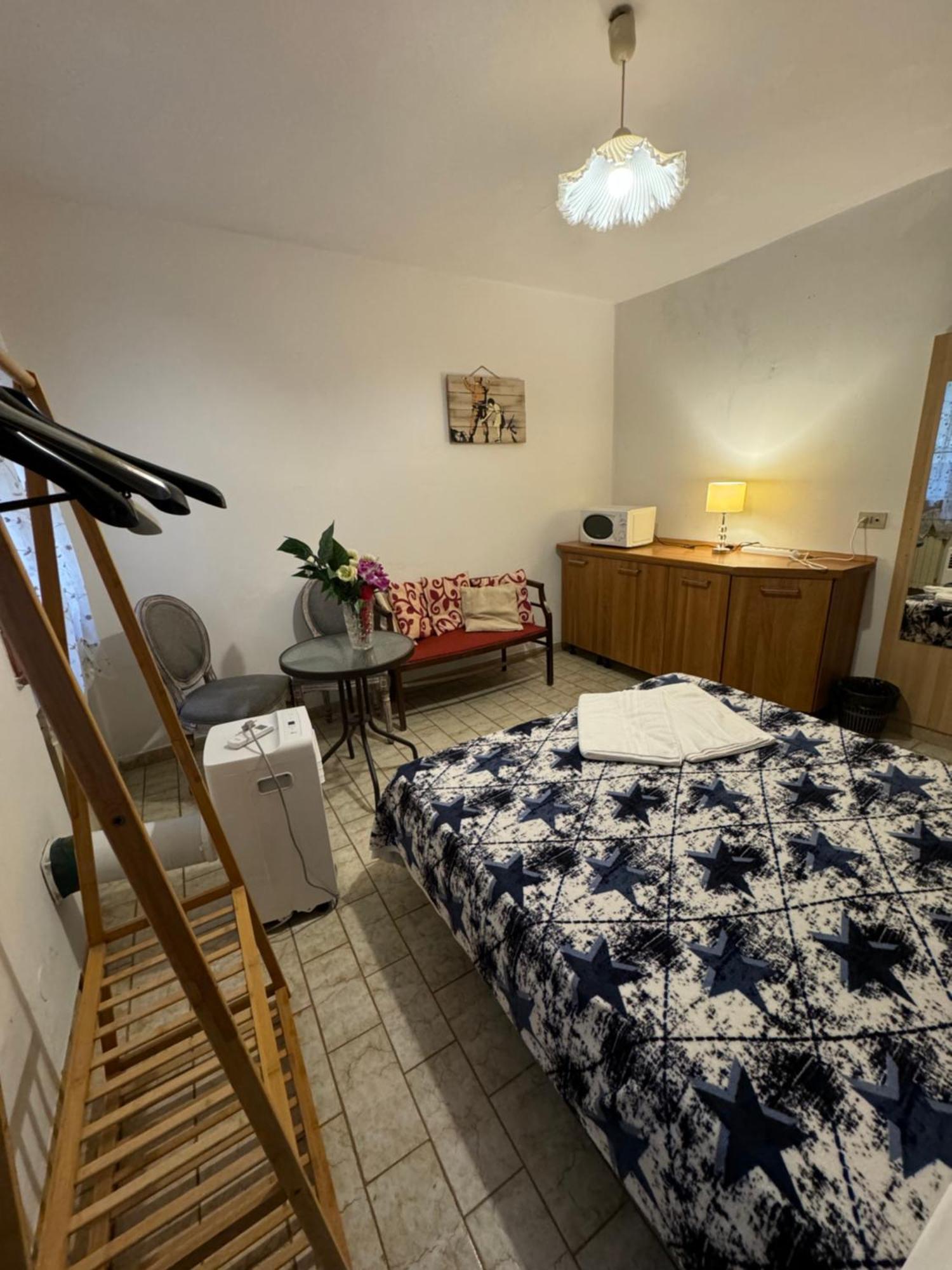 Studio Lit King-Size avec Canapé-Lit
